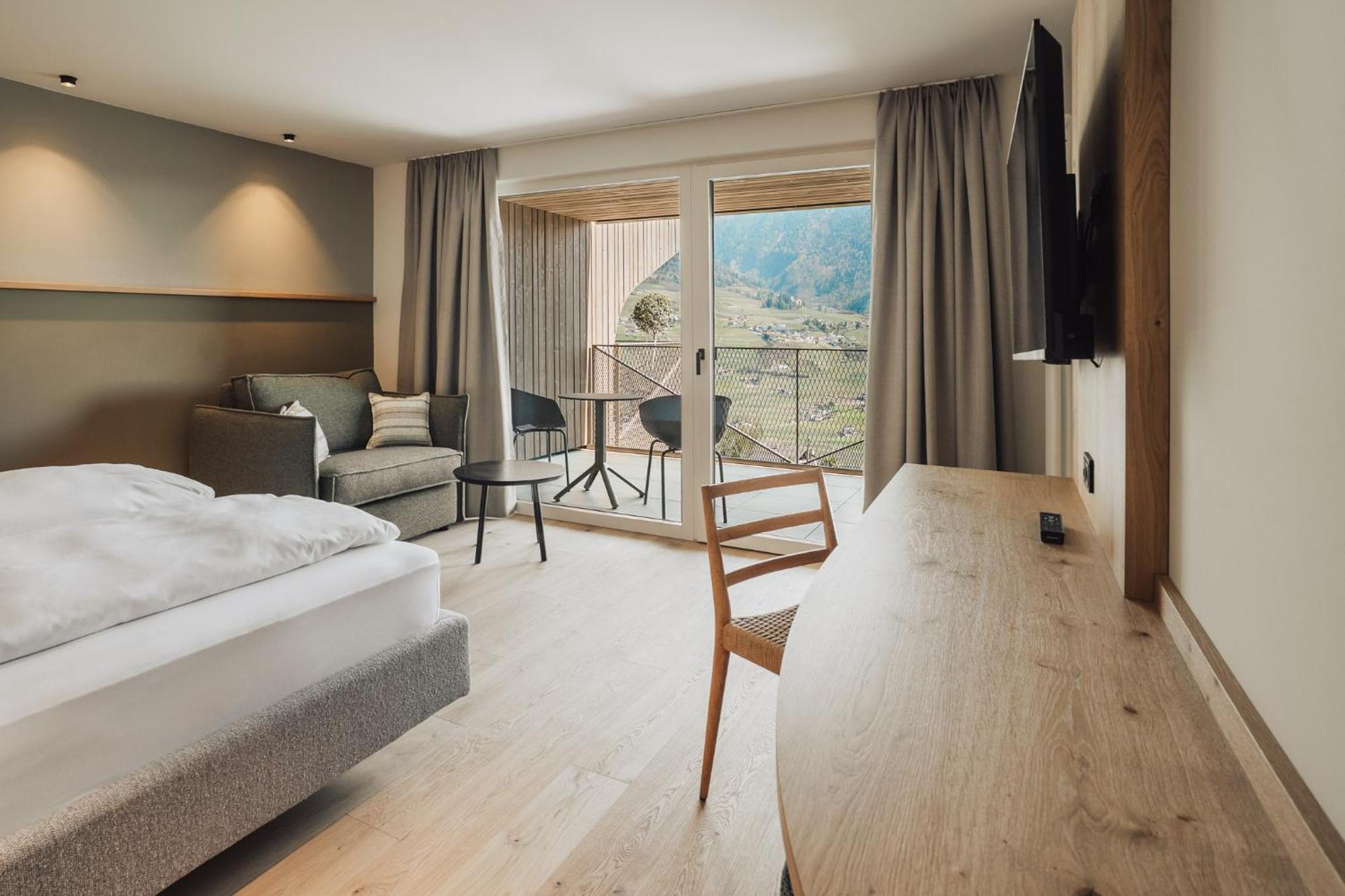 Hotel Lisetta Dorf Tirol Exterior foto